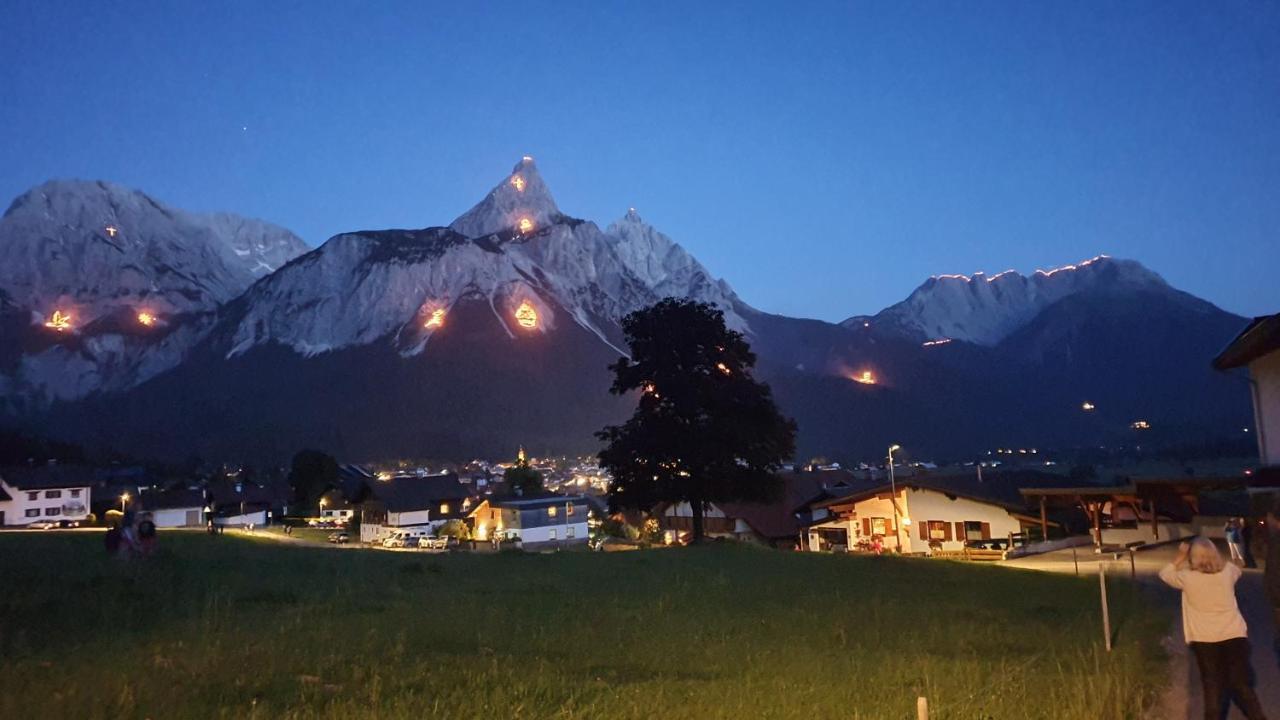 Chalet Panorama Tirol Hofen ภายนอก รูปภาพ